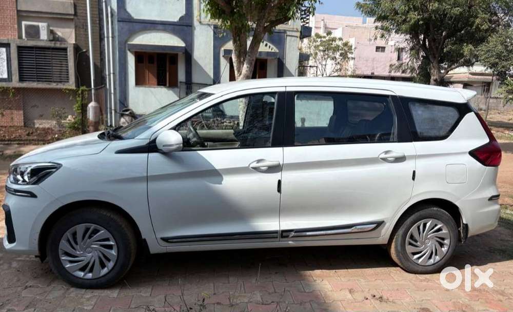 Maruti Suzuki Ertiga Vxi (o) Cng, 2025, Cng & Hybrids