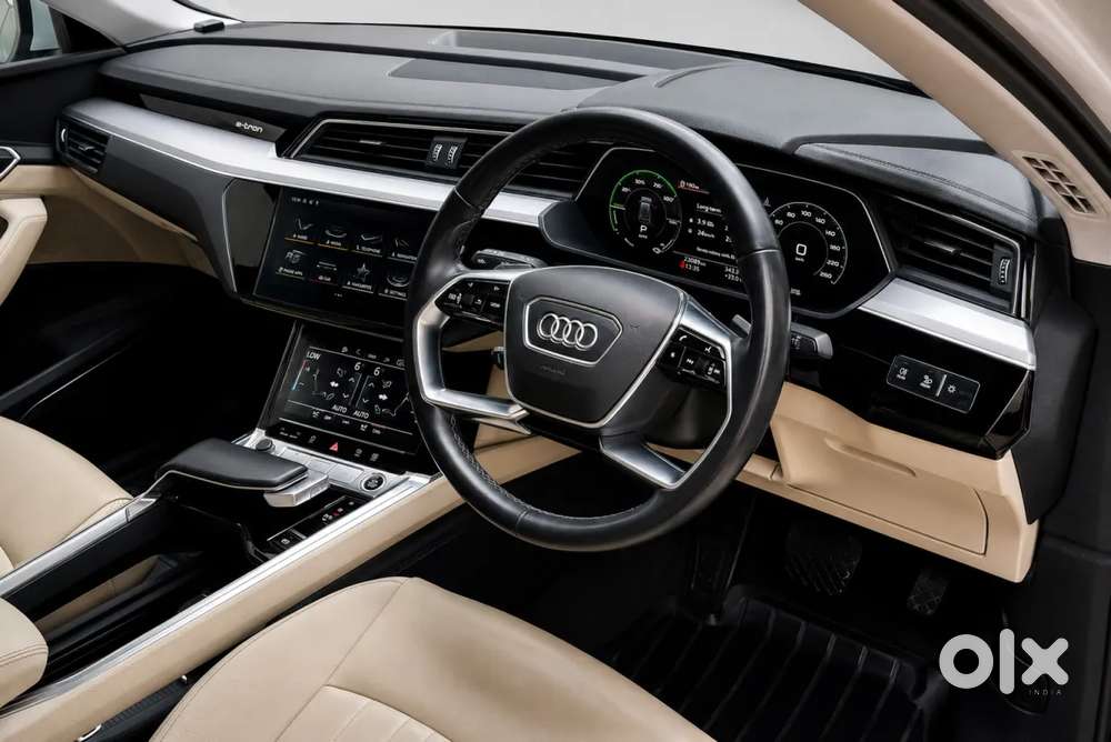 Audi Q8 E-tron, 2023, Electric