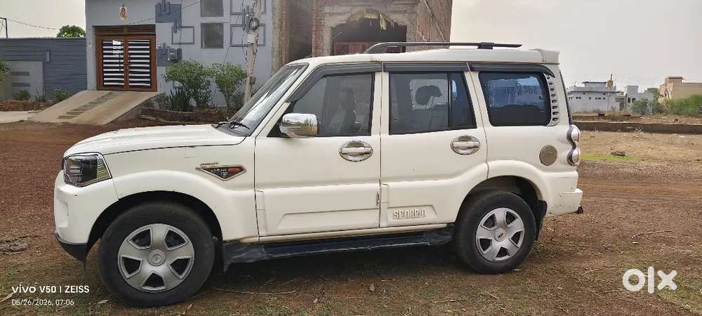 Mahindra Scorpio Hybrid 2017 Diesel Manual
