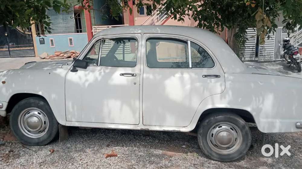 Ambassador Classic 2001 Model