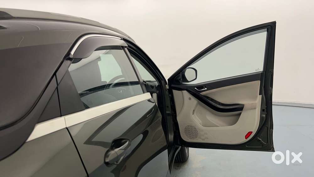 Tata Nexon 1.2 Revotron Xz Plus (s), 2021, Petrol