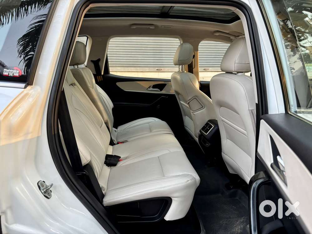 Mahindra Xuv700 2.2 Ax 7 Diesel At Str Awd, 2023, Diesel
