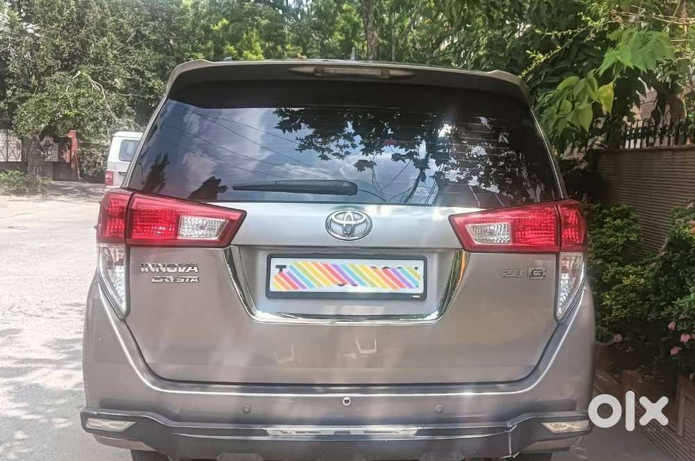 Toyota Innova Crysta 2.8 Gx At, 2017, Diesel