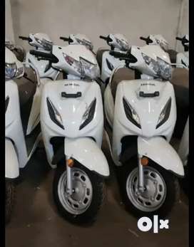 Cost of discount second hand scooty