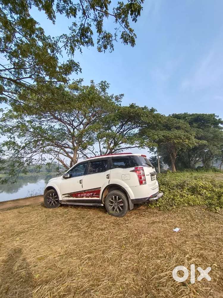Mahindra Xuv500 2017 Diesel 155000 Km Driven