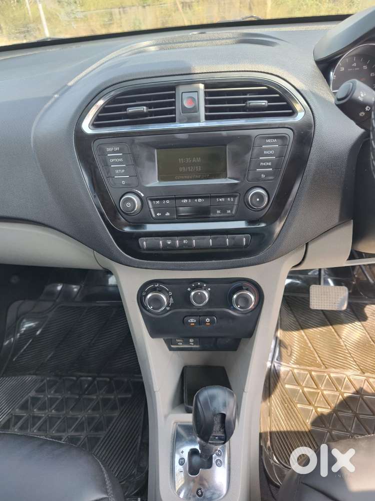 Tata Tiago, 2018, Petrol