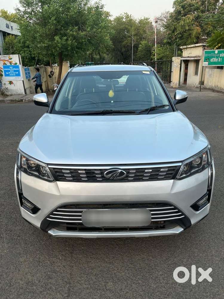 Mahindra Xuv300 W8, 2021, Petrol
