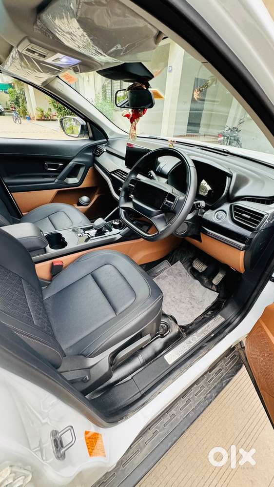 Tata Harrier 2025 Diesel 6400 Km Driven