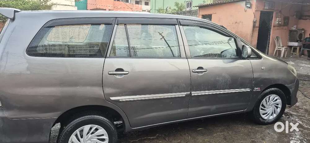 Toyota Innova Diesel Manual 2011 7 Str