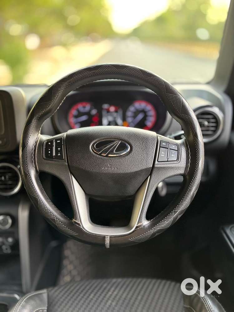 Mahindra Thar Crde, 2022, Petrol