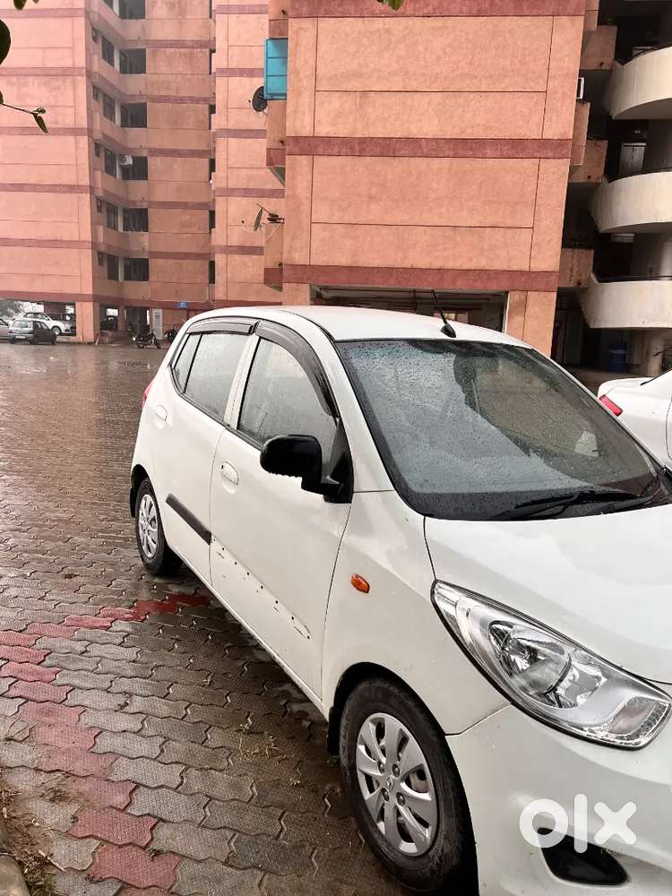 I 10 Hyundai 2011 Modal Price 130000
