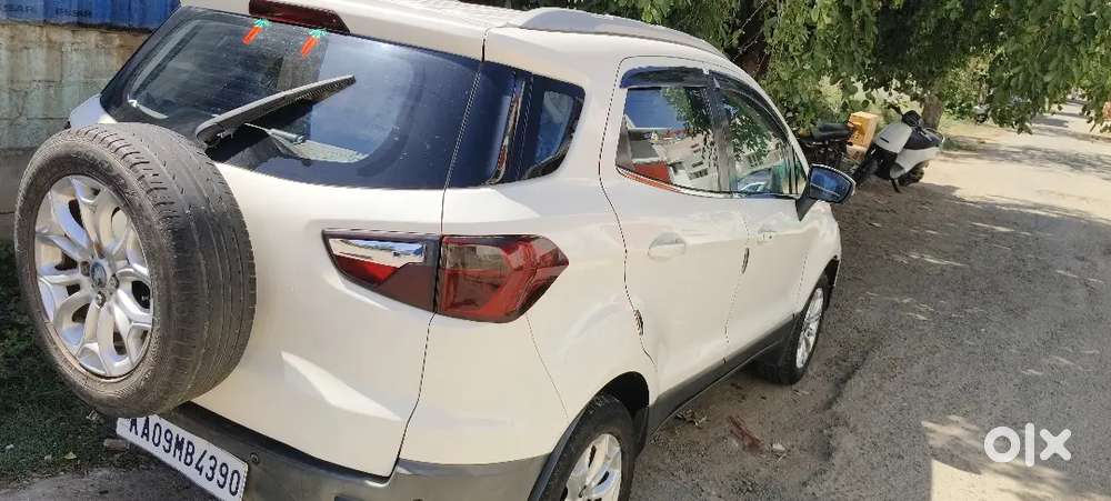 Ford Ecosport 20142015 Petrol 123000 Km Driven