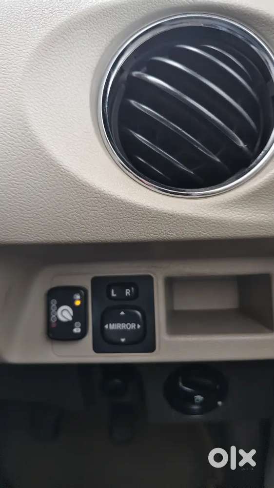 Toyota Etios Vx 2015 (aftermarket Lovato Cng Fitting)