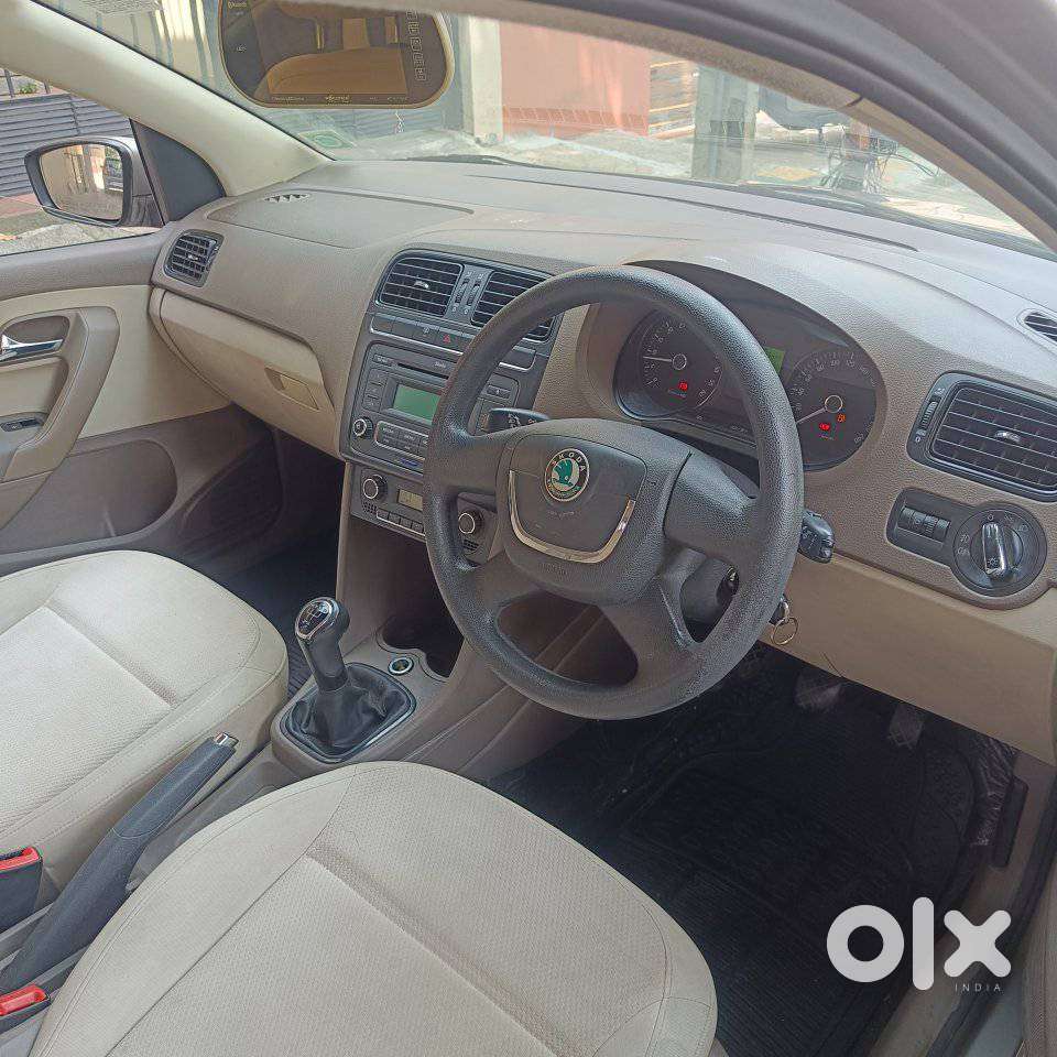 Skoda Rapid 1.6 Mpi Elegance, 2013, Diesel