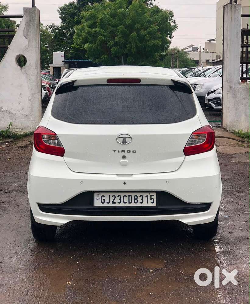 Tata Tiago 1.2 Revotron Xt (o), 2022, Petrol