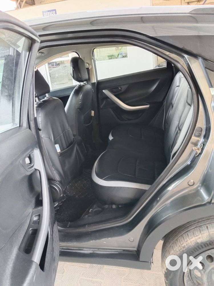 Tata Nexon 1.2 Revotron Xm (s), 2023, Petrol