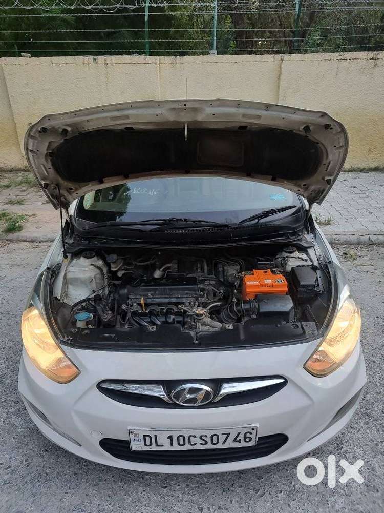 Hyundai Verna 1.6 Ex Vtvt, 2013, Petrol