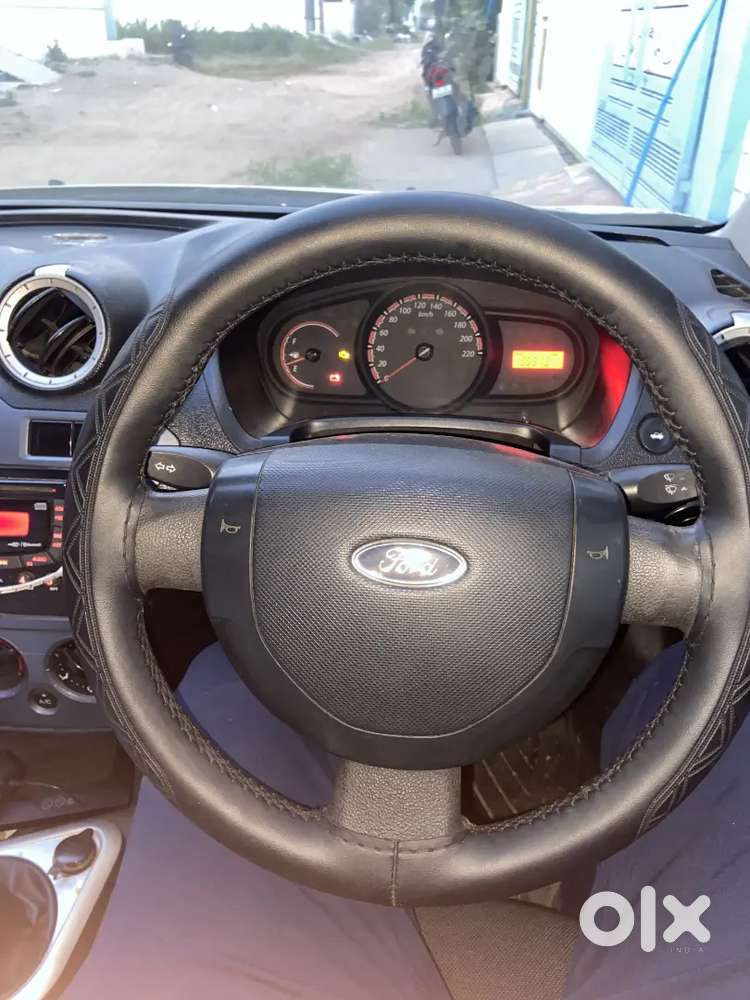 Ford Figo 2015 Diesel 87000 Km Driven