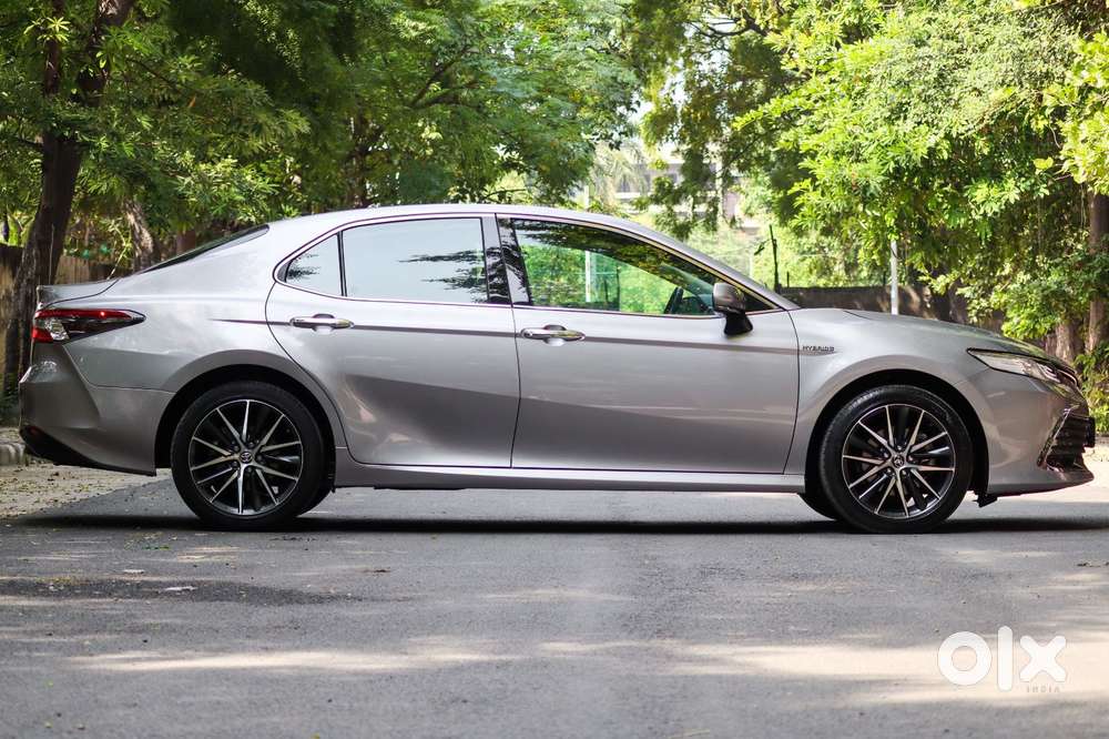 Toyota Camry 2.5 Hybrid, 2024, Petrol