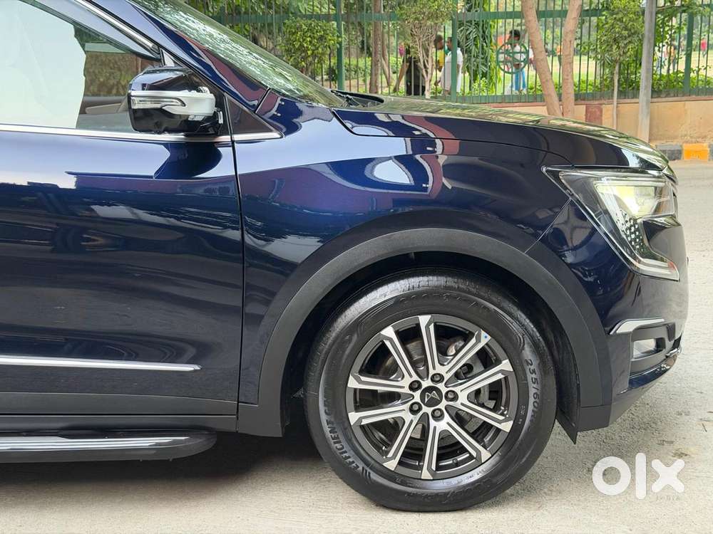 Mahindra Xuv700 Ax7 Luxury Pack Awd, 2025, Petrol