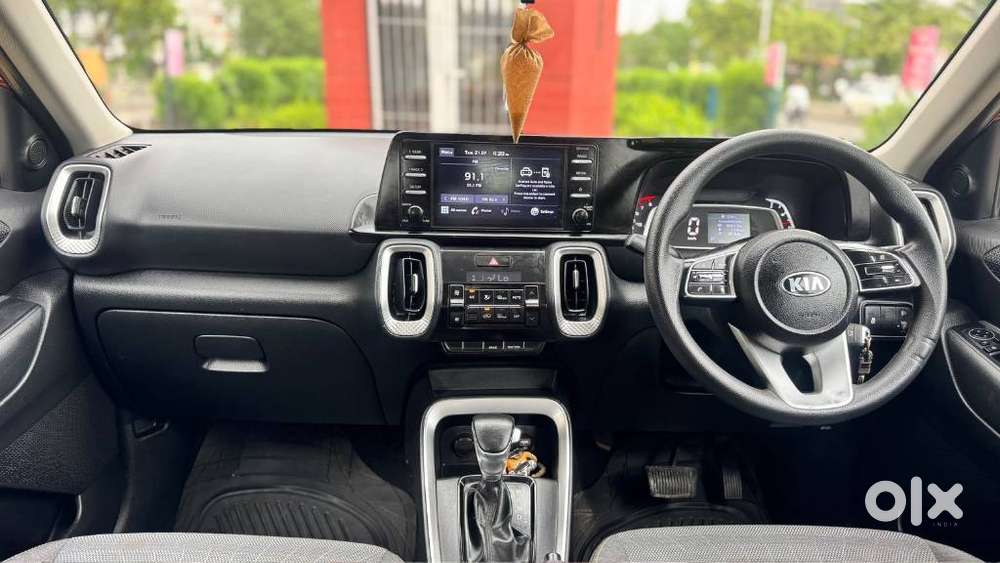Kia Sonet, 2020, Petrol