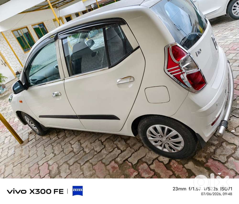 Hyundai I10 Sportz 2015 Km