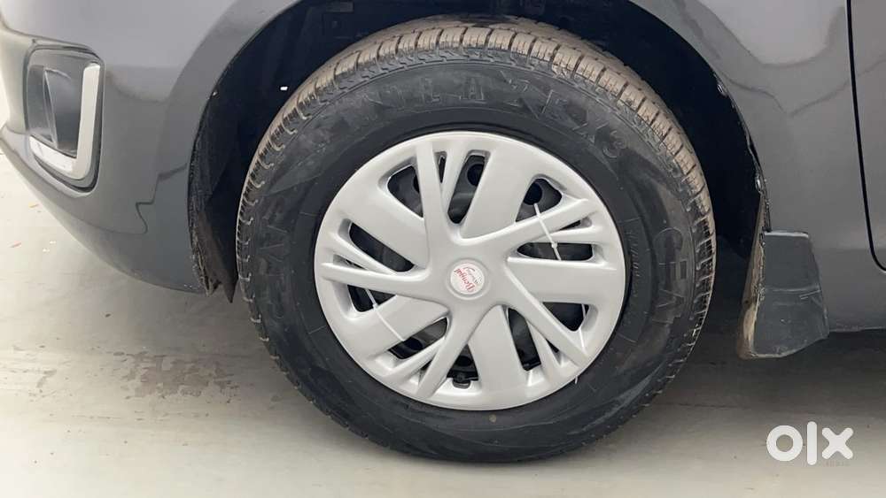 Maruti Suzuki Swift Vvt Vxi, 2016, Petrol