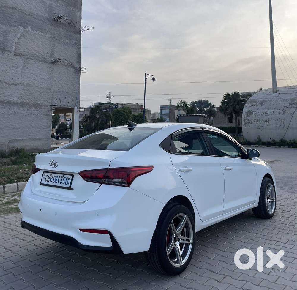 Hyundai Verna Crdi 1.6 E, 2018, Diesel