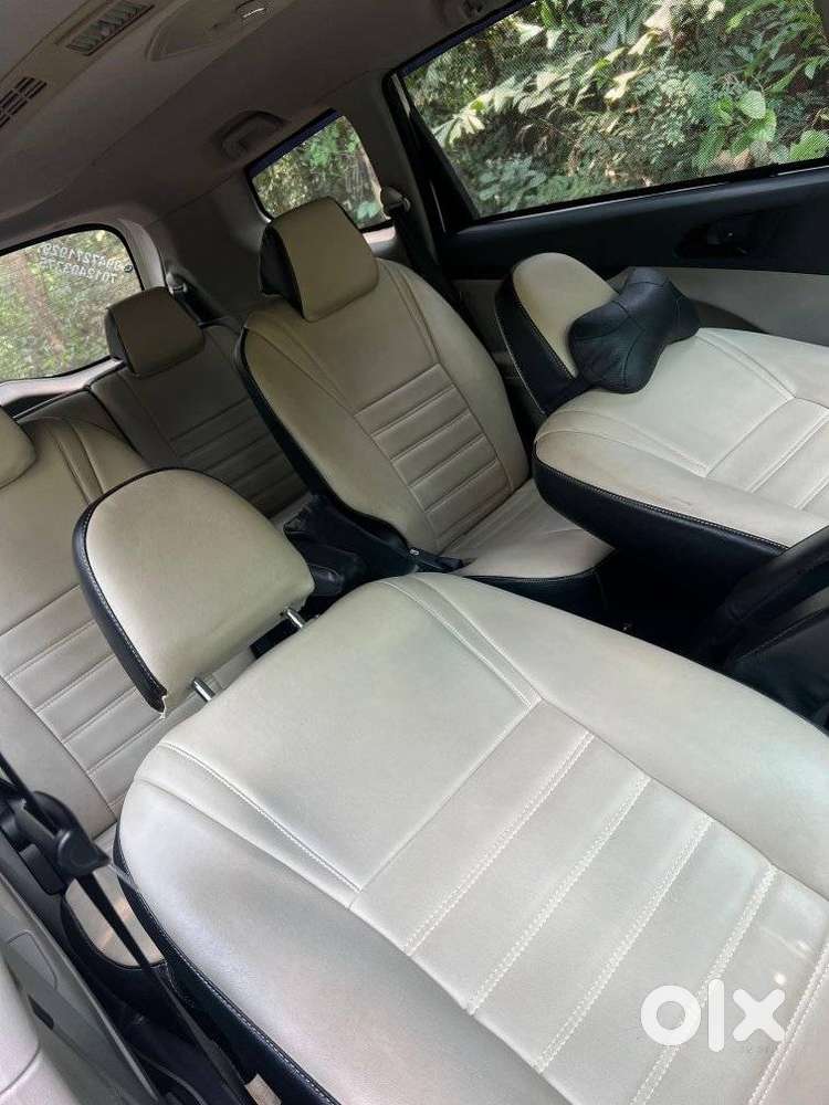 Mahindra Marazzo M4, 2019, Diesel