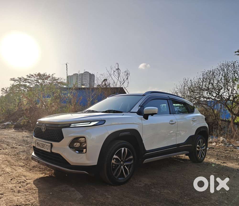 Toyota Urban Cruiser Taisor V 1.0 Petrol At, 2025, Petrol