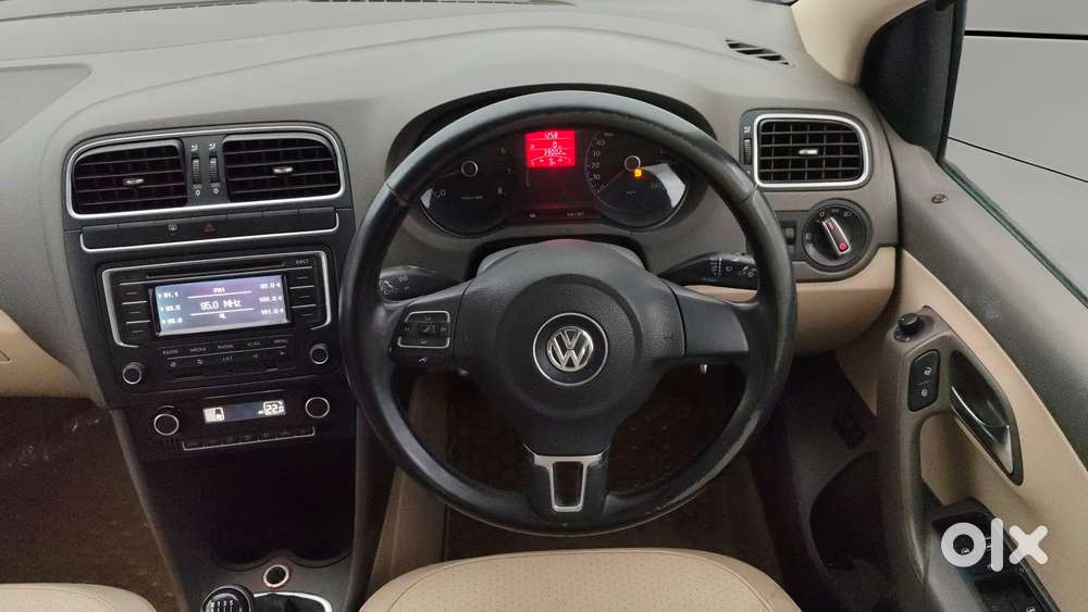 Volkswagen Vento 2010-2013 Petrol Highline, 2013, Petrol