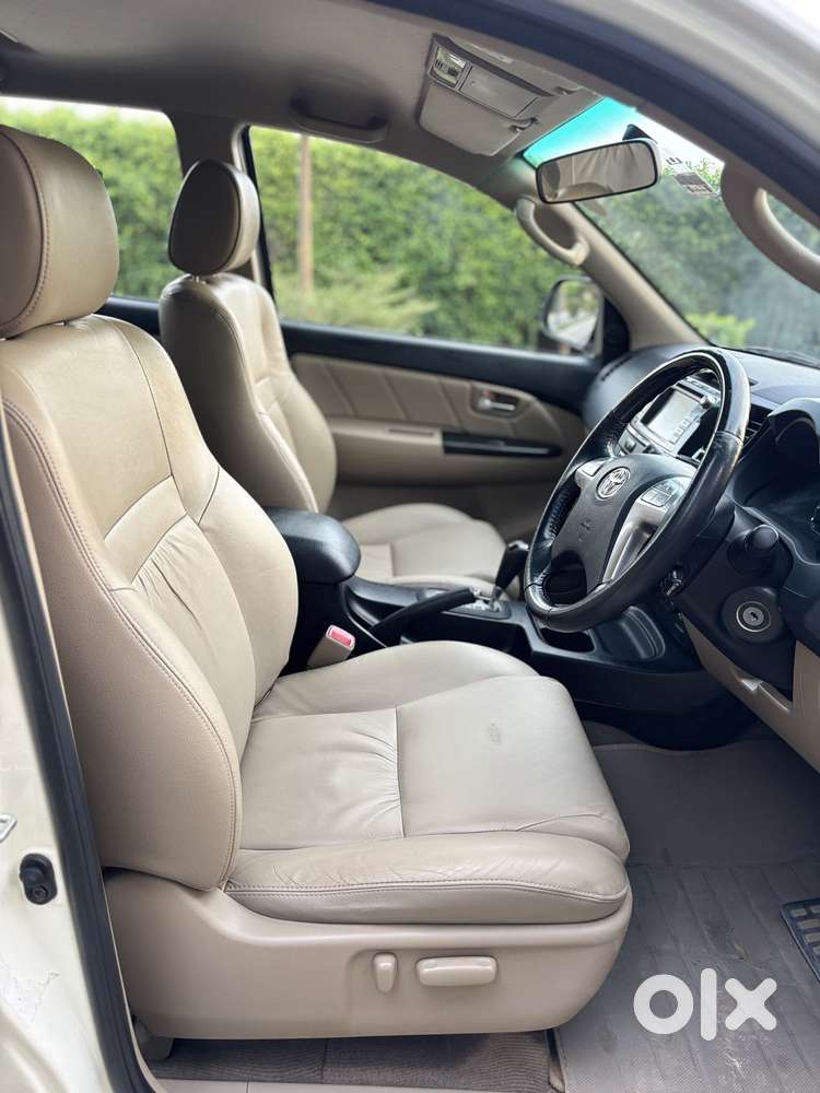 Toyota Fortuner 4x2 4 Speed At, 2015, Diesel