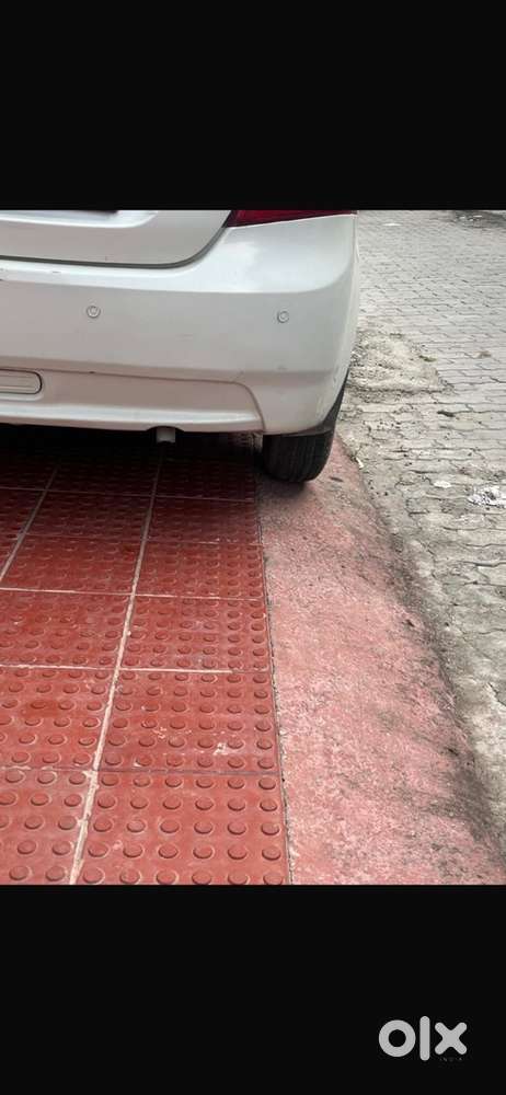 Maruti Suzuki Dzire 2013