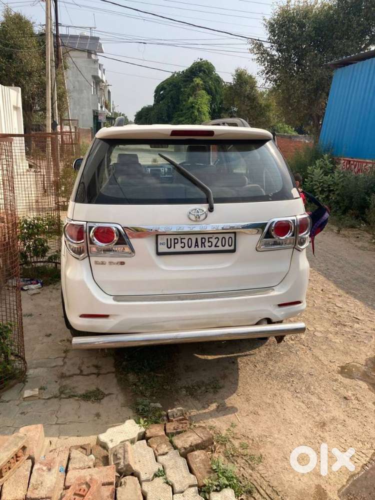 Toyota Fortuner 4x2 Manual, 2016, Diesel