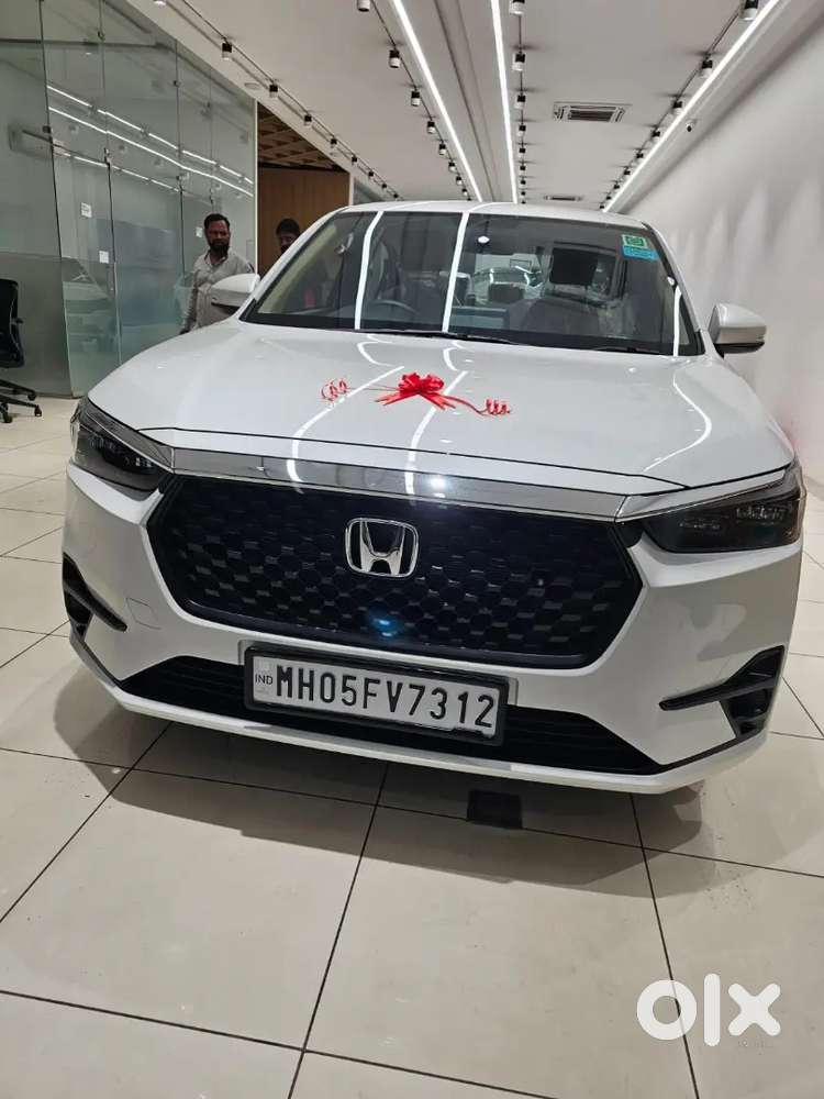Honda Amaze 1.2 Petrol 2025