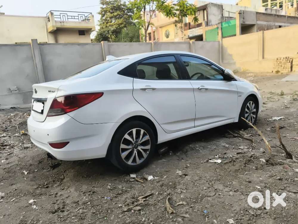 Hyundai Verna 2015 Diesel Well Maintained.