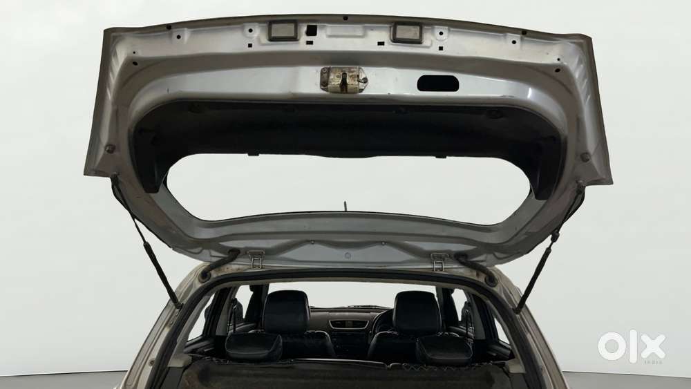 Maruti Suzuki Swift Vxi, 2016, Petrol