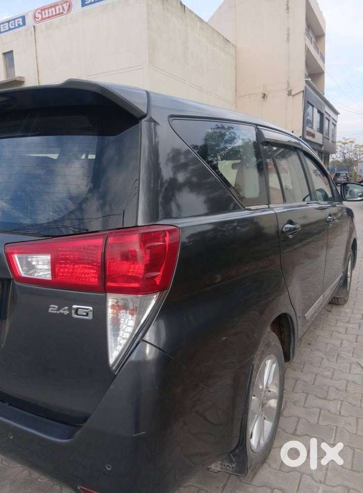 Toyota Innova Crysta 2.4 G Mt 8s, 2019, Diesel