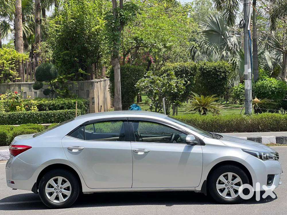 Toyota Corolla Altis G At, 2016, Petrol