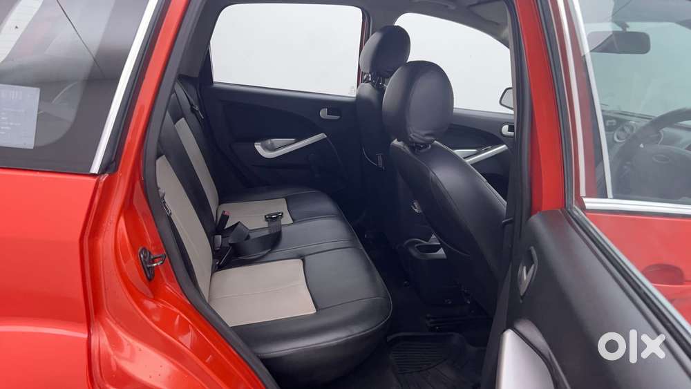 Ford Figo Petrol Zxi, 2015, Petrol