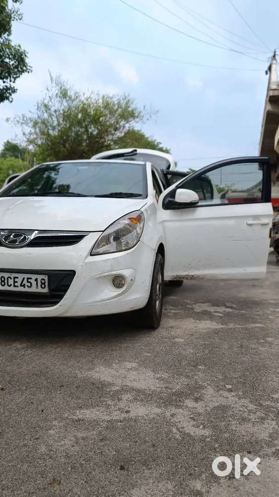 Hyundai I20 2011 Petrol Well Maintained