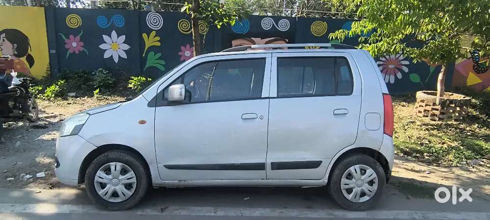 Maruti Suzuki Wagon R Vxi Bs4 M 2011