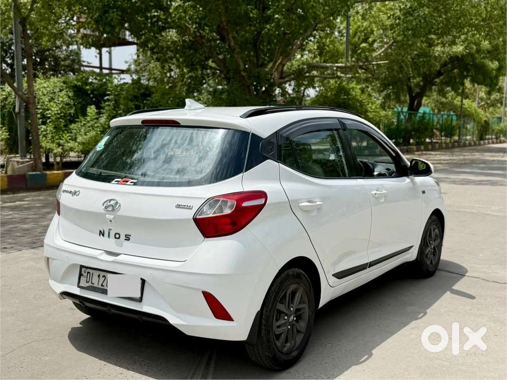 Hyundai Grand I10 Nios Sportz 1.2 At, 2020, Petrol