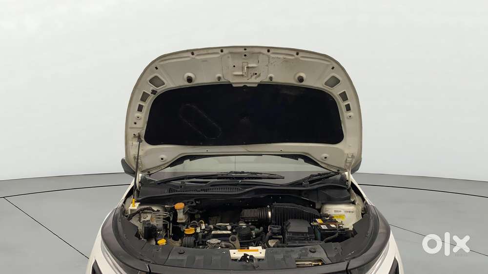 Tata Altroz 1.2 Xe, 2020, Petrol