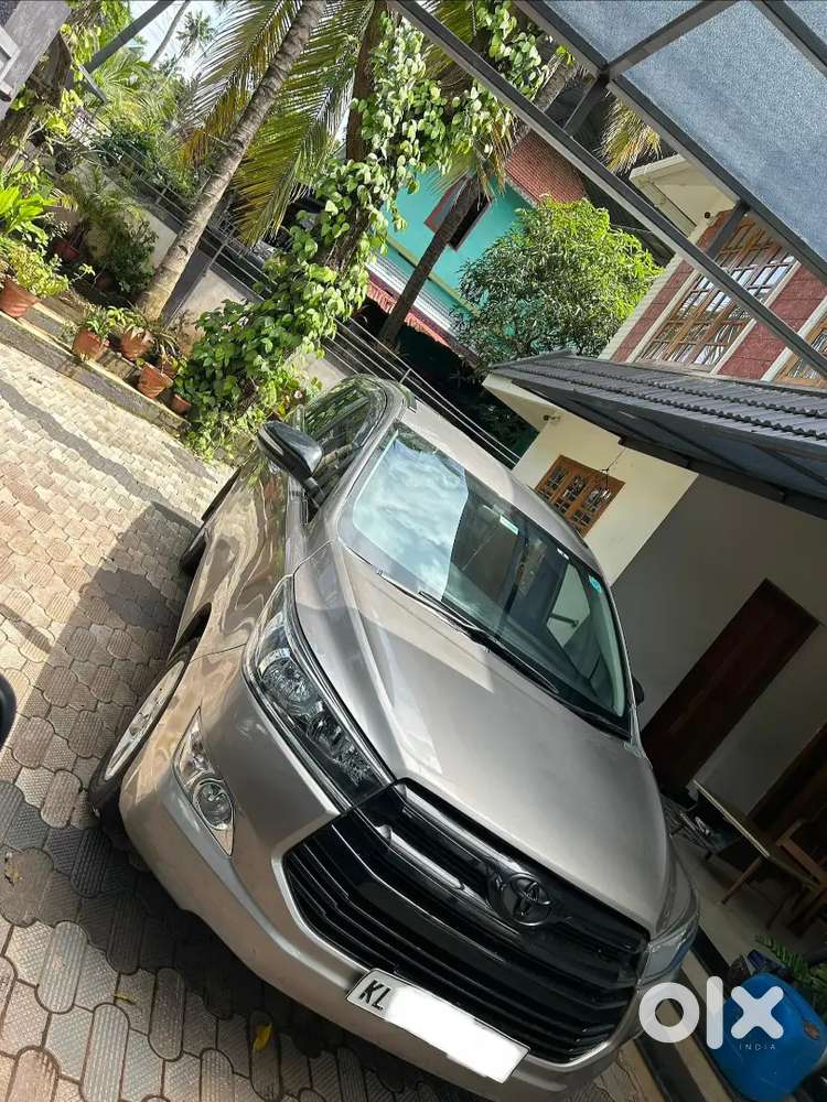 Toyota Innova Crysta 2016