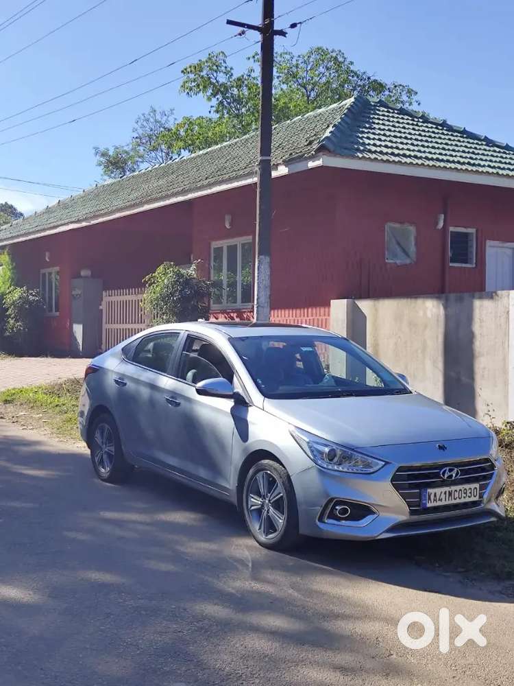 Hyundai Verna 1.6 Sxo Silver Colour Manual Petrol For Sale