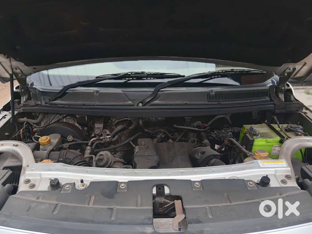 Mahindra Tuv 300 T10, 2018, Diesel