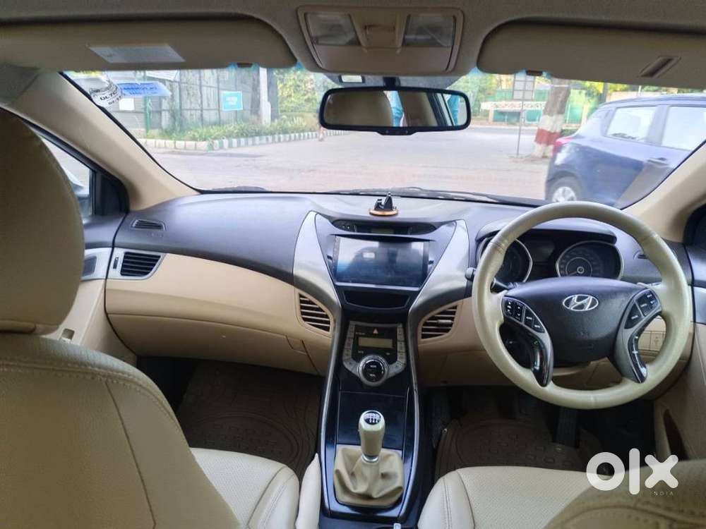 Hyundai Elantra 1.8 Sx Mt, 2012, Petrol