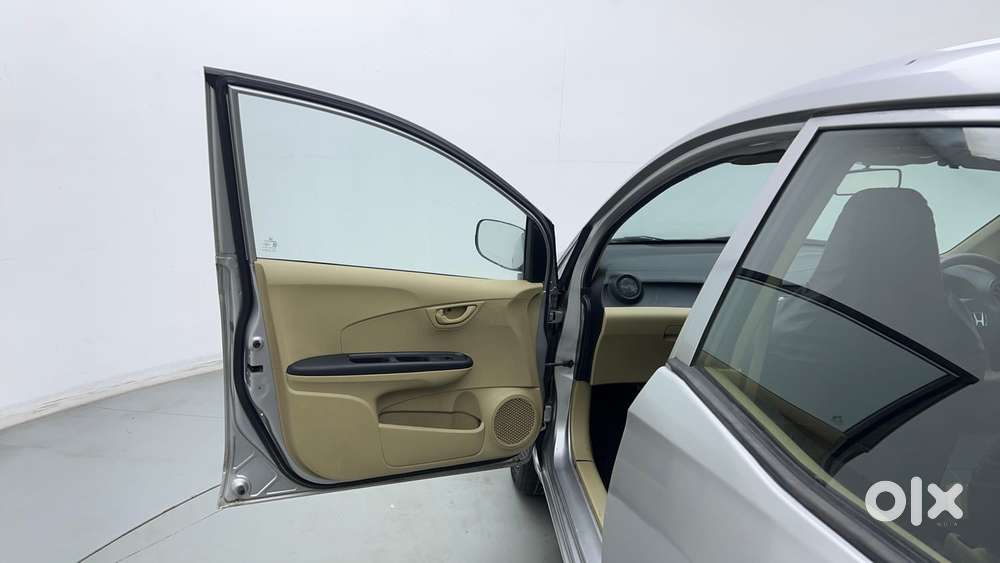 Honda Mobilio V I-vtec, 2015, Petrol