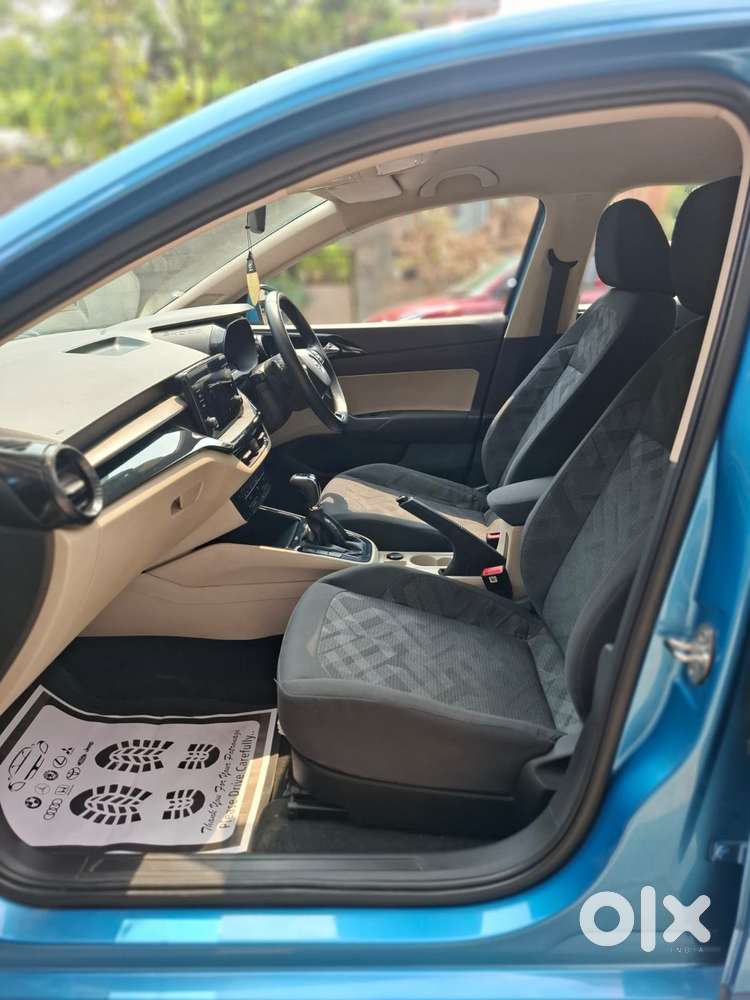 Skoda Slavia Ambition 1.5l Tsi Dsg, 2024, Petrol